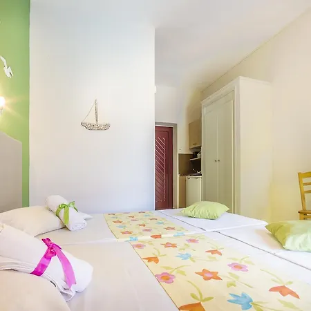 Elena's Kalamaki (Zakynthos)