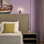 Hotel Elena's